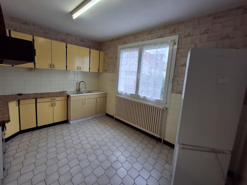 Maison - 95 m² - 5 pièces