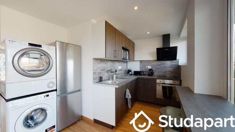 Chambre - 10 m² - 1 pièce