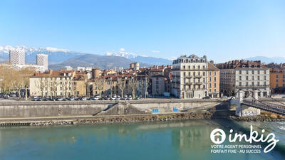 Appartement - 89 m² - 5 pièces