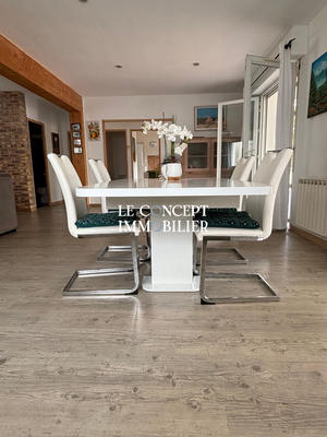 Maison - 185 m² - 5 pièces