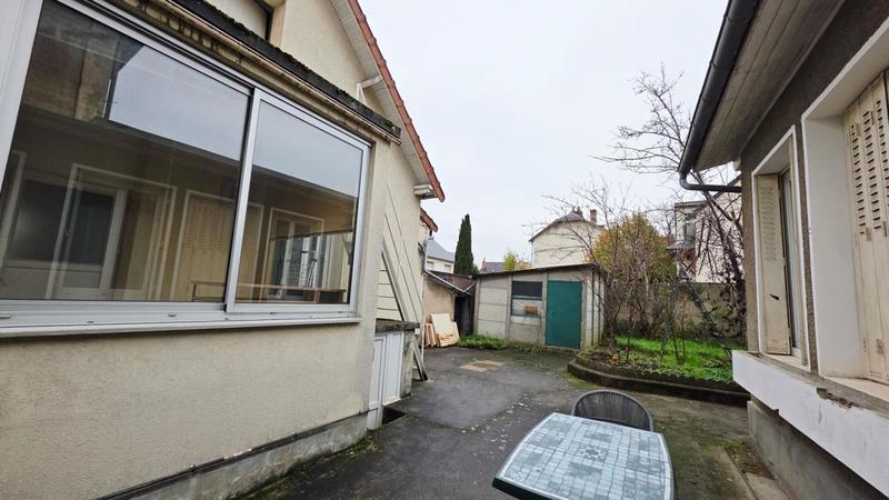Immeuble - 78 m² - 4 pièces