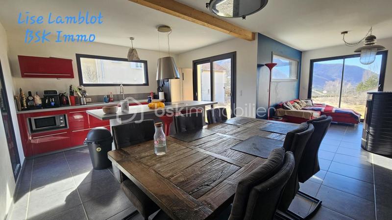 Maison - 113 m² - 5 pièces