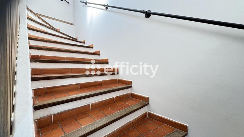 Appartement - 90 m² - 3 pièces