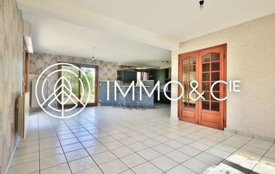 Maison - 154 m² - 5 pièces