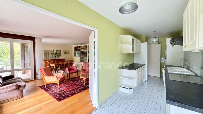 Appartement - 90 m² - 4 pièces