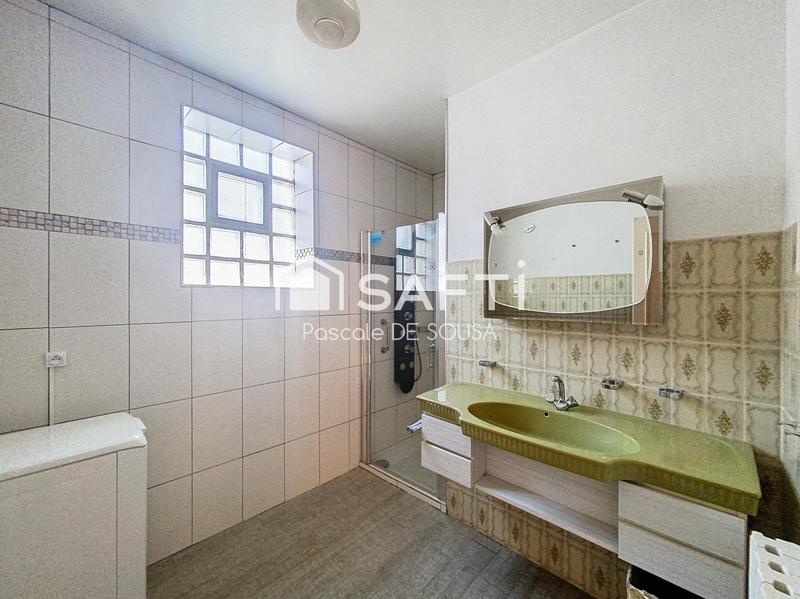 Maison - 141 m² - 8 pièces