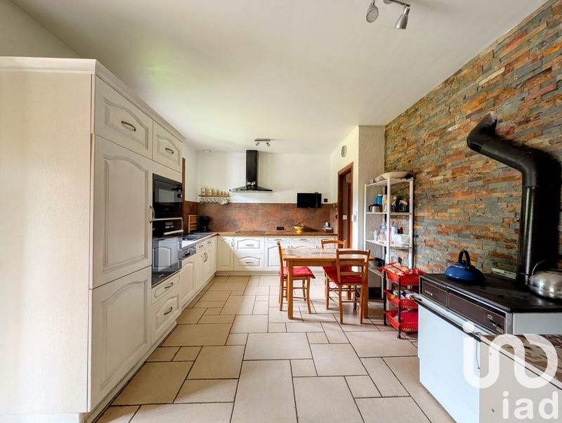 Maison - 192 m² - 6 pièces