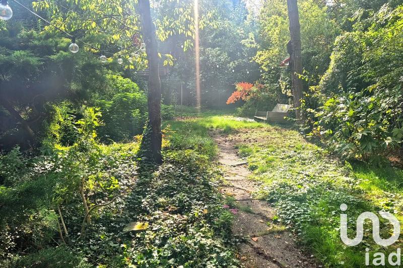 Maison - 211 m² - 7 pièces