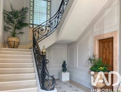 Appartement - 109 m² - 4 pièces