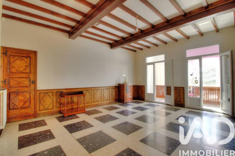 Maison - 294 m² - 8 pièces