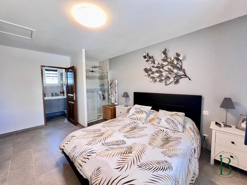 Villa - 121 m² - 6 pièces