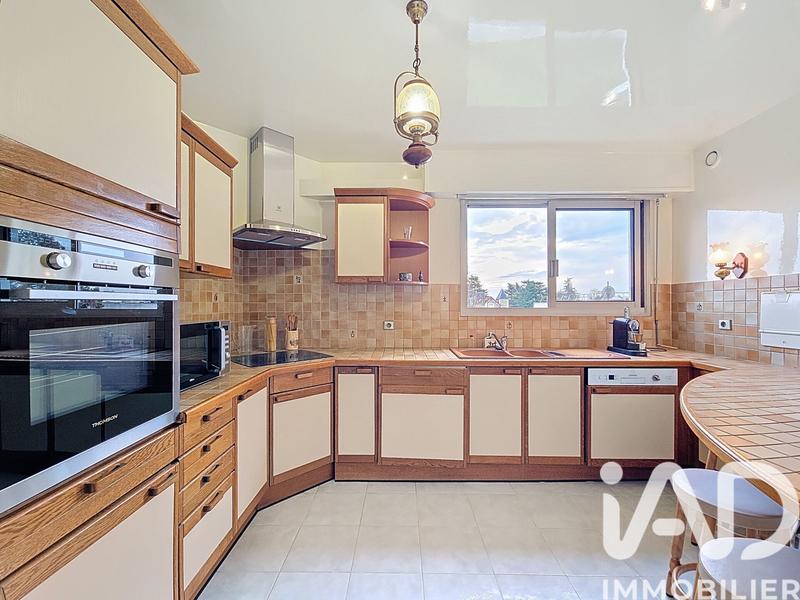 Appartement - 81 m² - 4 pièces