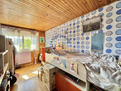 Maison - 140 m² - 8 pièces