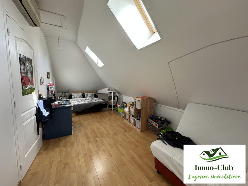 Maison - 102 m² - 5 pièces