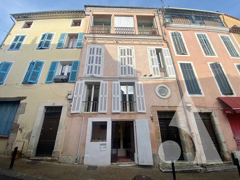 Appartement - 60 m² - 1 pièce