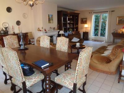 Maison - 142 m² - 6 pièces