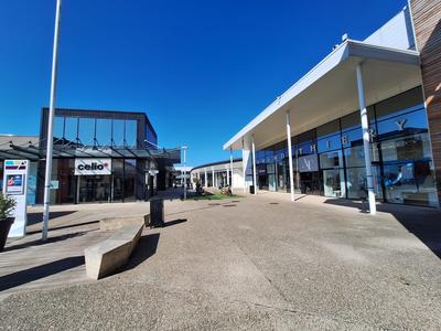 Local commercial - 347 m²