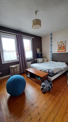 Maison - 95 m² - 6 pièces