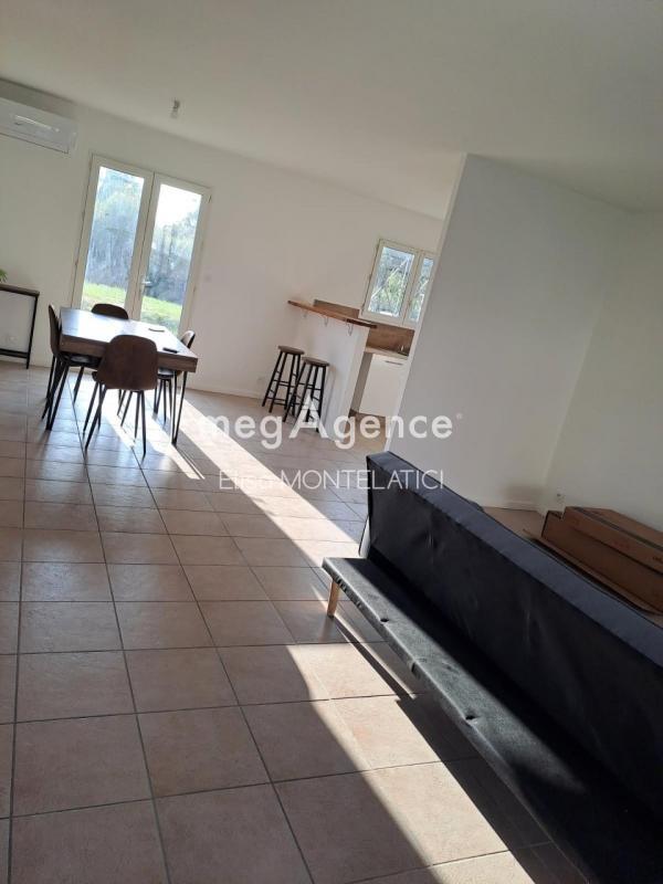 Maison traditionnelle - 100 m² - 5 pièces