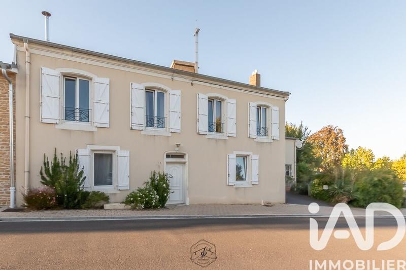 Maison de village - 208 m² - 7 pièces