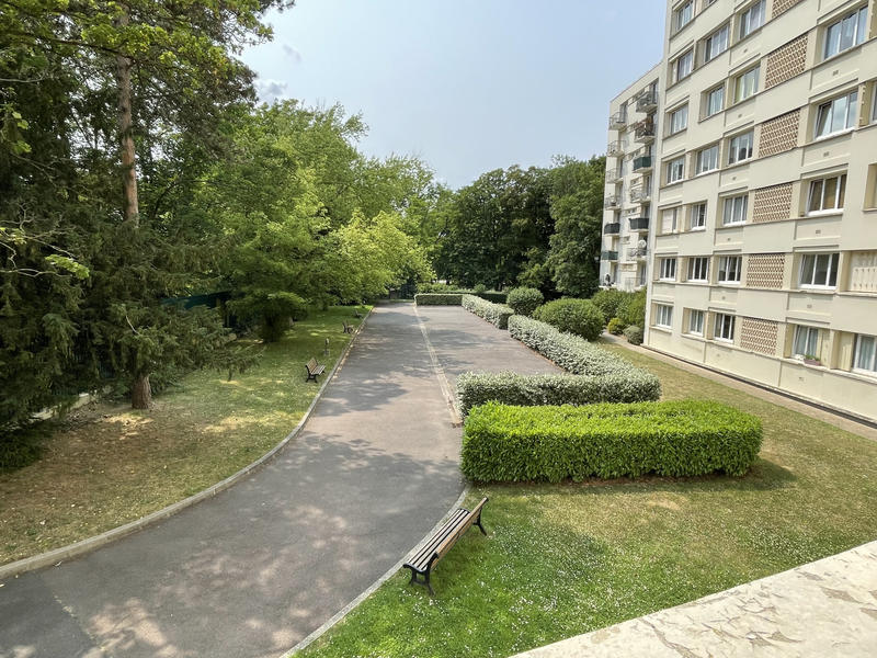 Appartement - 86 m² - 4 pièces