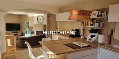 Villa - 161 m² - 5 pièces