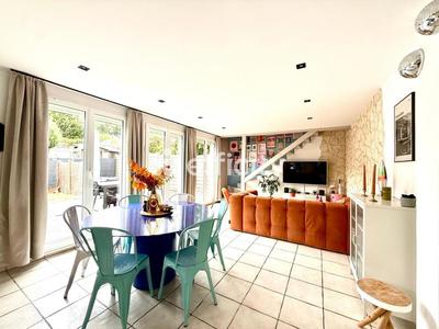 Pavillon - 100 m² - 6 pièces