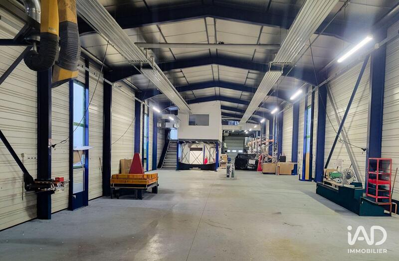 Local commercial - 920 m²