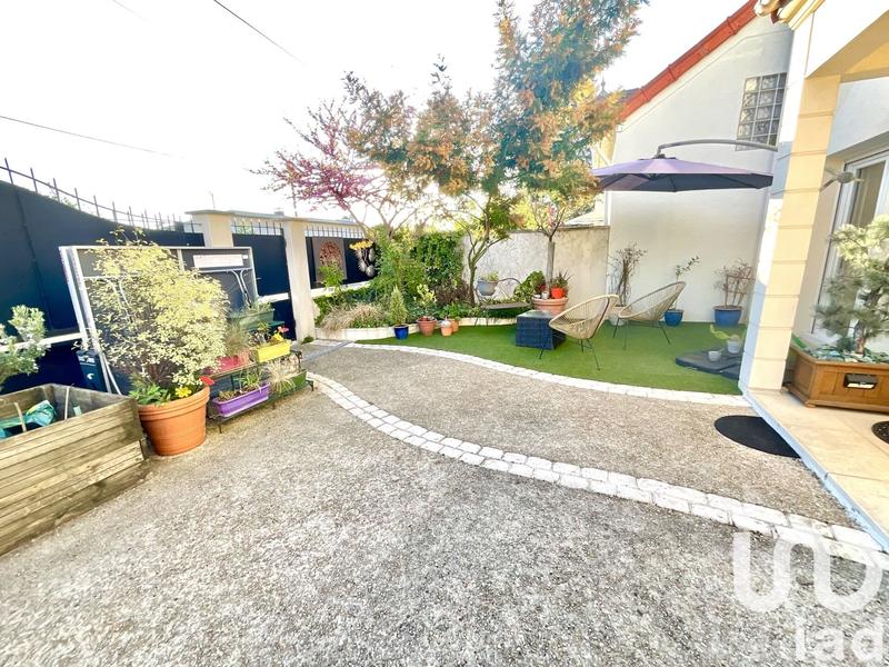 Maison - 166 m² - 7 pièces