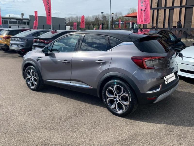 Renault Captur E-Tech full hybrid 145 Techno fast track