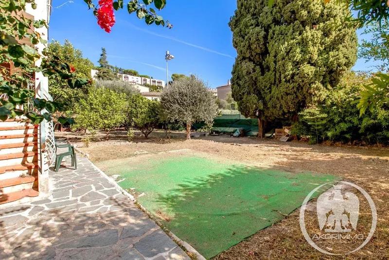 Appartement - 158 m² - 8 pièces