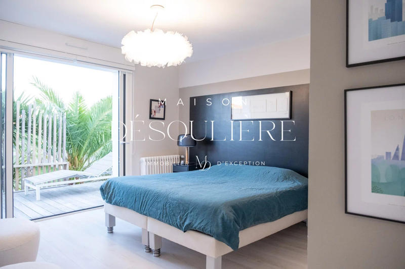 Villa - 220 m² - 7 pièces