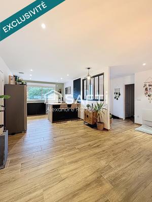 Maison - 137 m² - 6 pièces