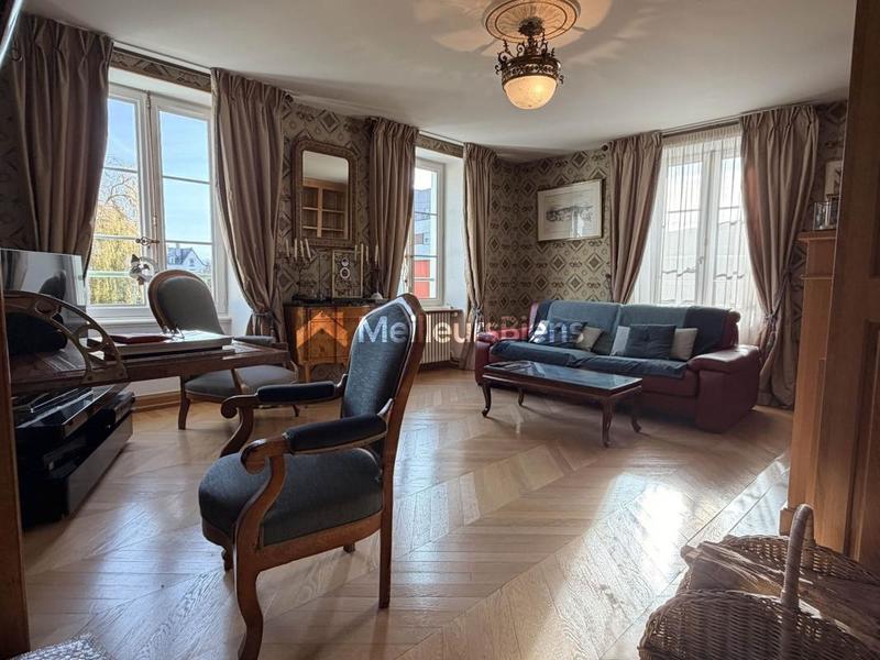 Maison bourgeoise - 313 m² - 10 pièces