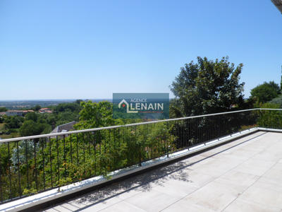 Maison - 187 m² - 8 pièces