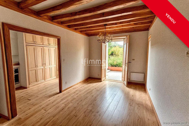 Maison - 97 m² - 5 pièces
