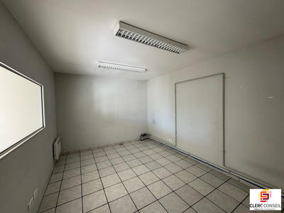 Bureau - 108 m²