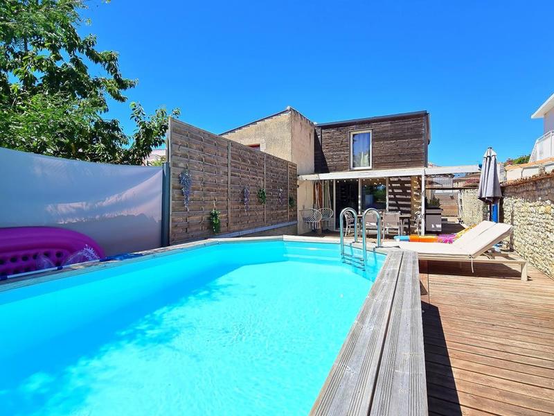 Maison - 162 m² - 6 pièces