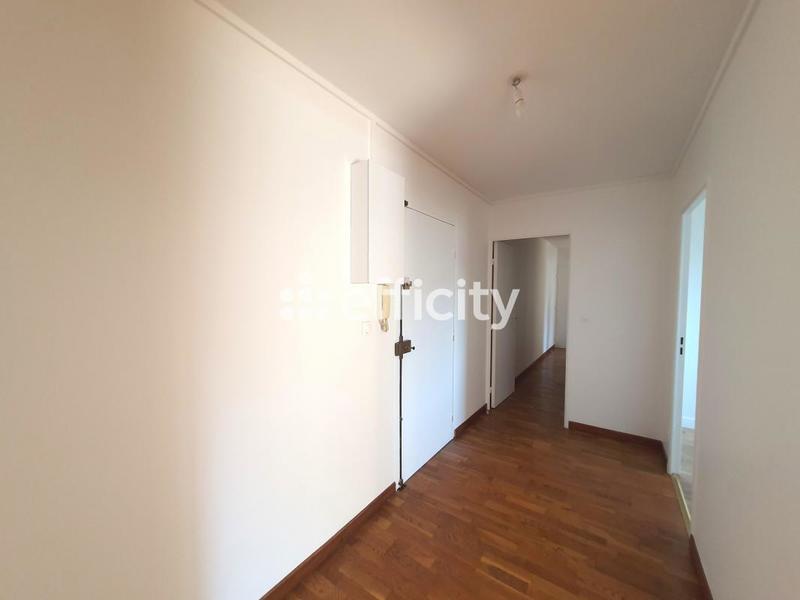 Appartement - 87 m² - 4 pièces