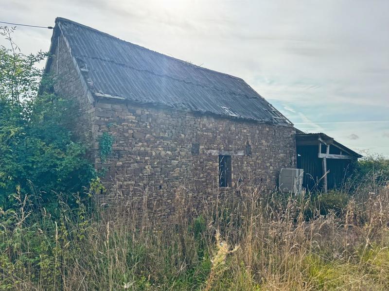 Maison - 100 m² - 2 pièces