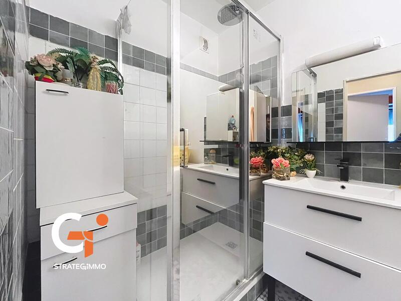 Appartement - 76 m² - 5 pièces