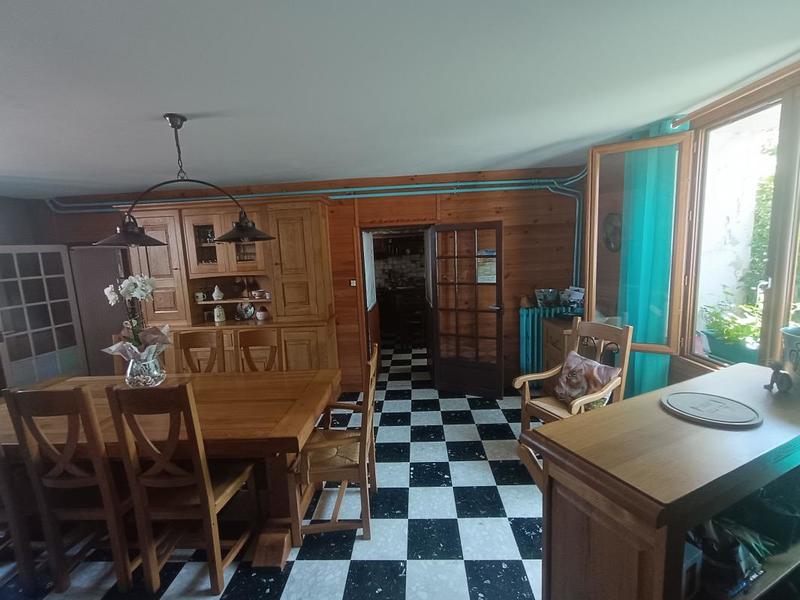 Maison - 140 m² - 4 pièces