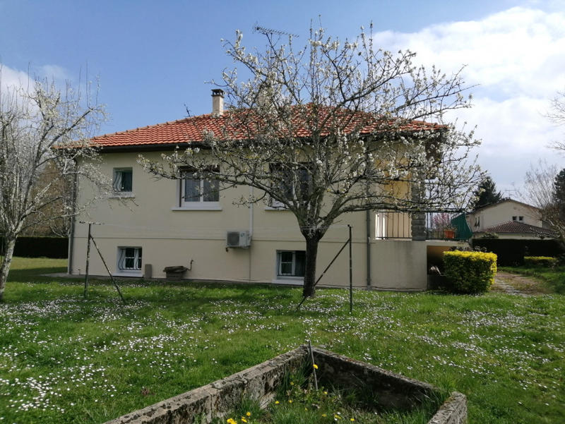 Maison - 96 m² - 5 pièces