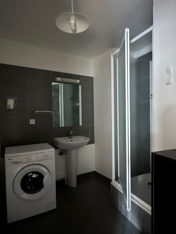 Studio - 46 m² - 1 pièce