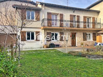 Maison - 98 m² - 5 pièces