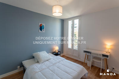 Chambre - 9 m² - 5 pièces