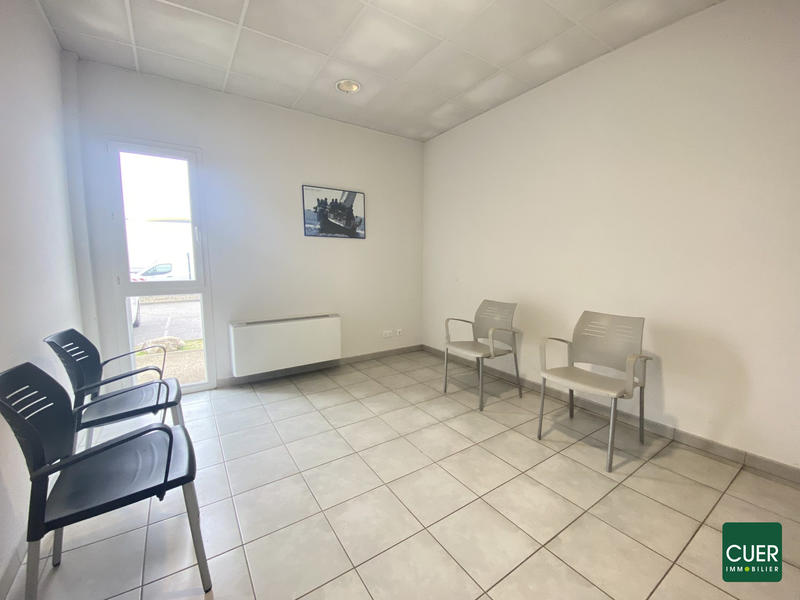 Local commercial - 195 m² - 7 pièces