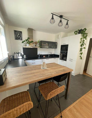 Appartement - 70 m² - 3 pièces