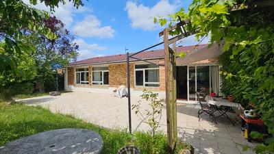 Maison - 102 m² - 5 pièces