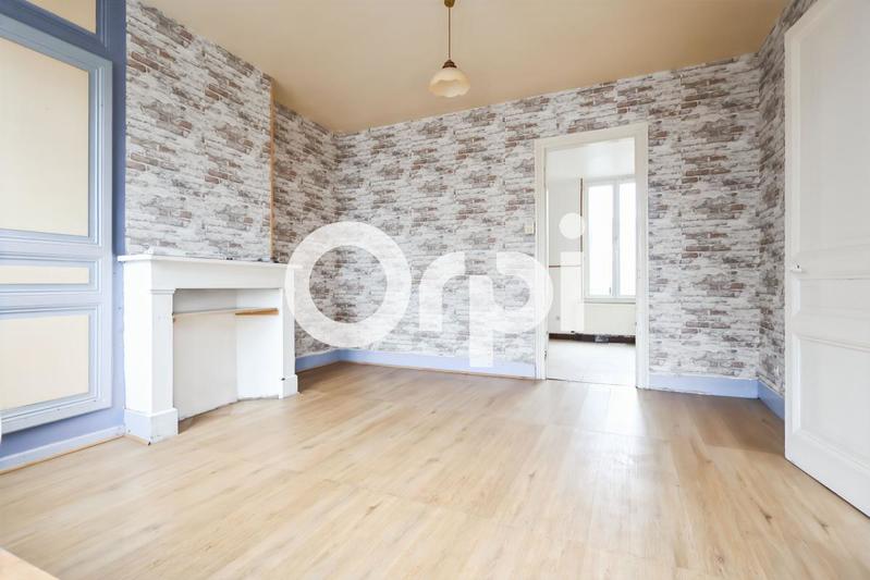 Maison - 90 m² - 5 pièces